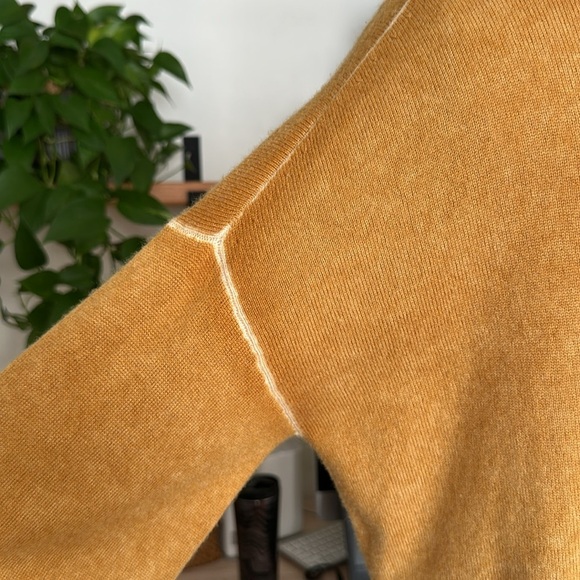 ELIZABETH and JAMES Cashmere Sweater Oversized Slouchy Casual Lux, Size XS - Picture 13 of 16